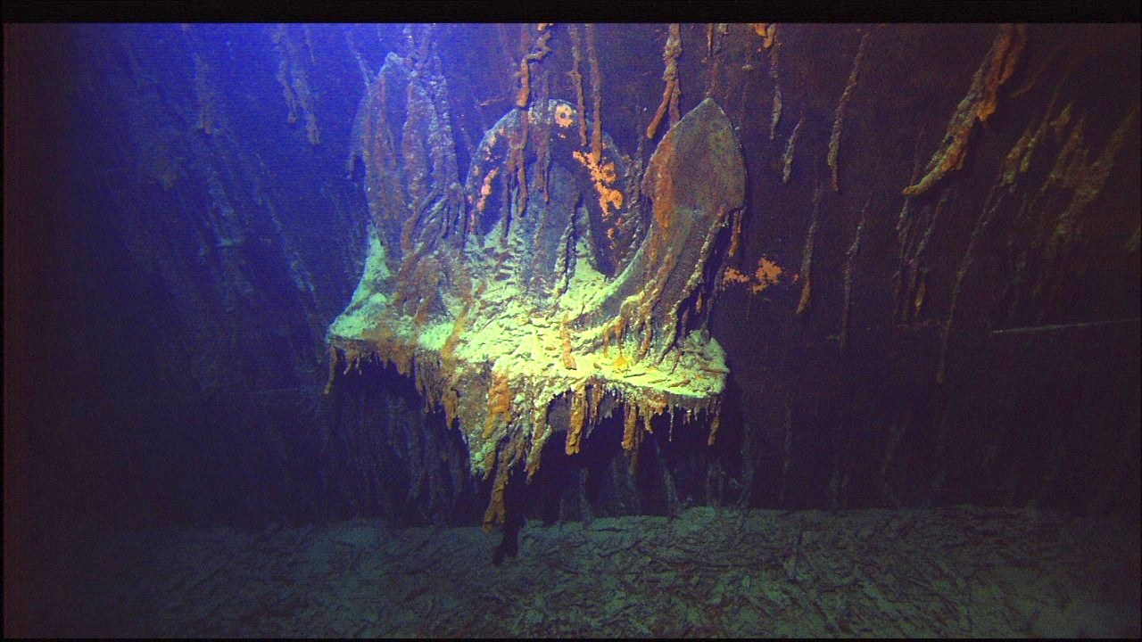 Images of the Titanic by Robert Ballard | intheboatshed.net