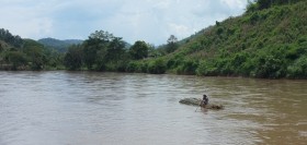 Bamboo rafting man 2